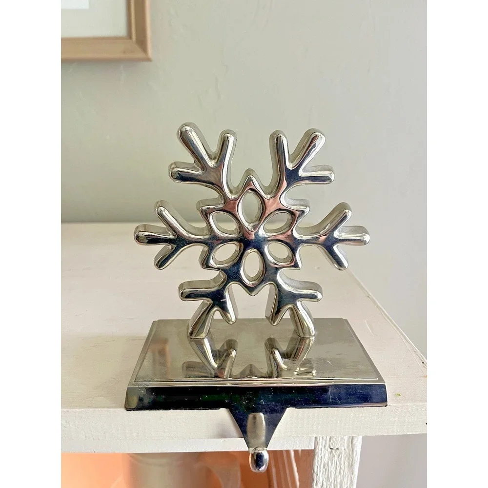 Snowflake Christmas Stocking Hanger Hook Holder Mantle Fireplace Silver Metal